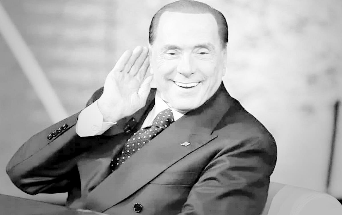 Silvio Bunga Bunga Berlusconi vuole il Quirinale... e c'è chi non ha il coraggio di dirgli lascia perdere