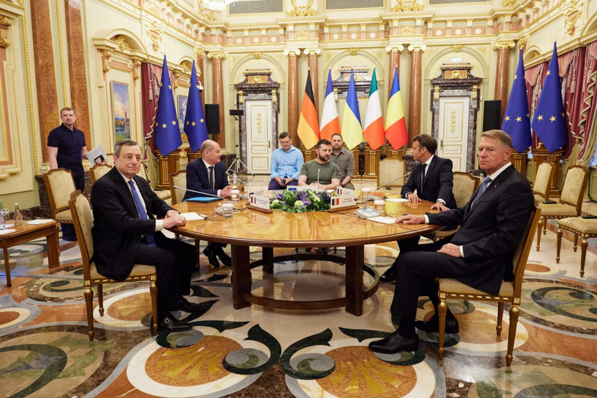 Draghi, Macron, Scholz e Iohannis a Kiev per confermare a Zelensky il supporto dell'Ue e l'invio di nuove armi