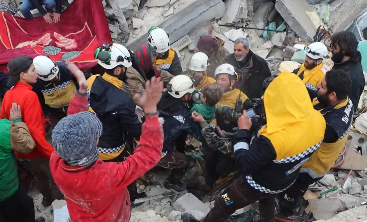 Ha superato 20mila il numero dei morti dei morti dei due terremoti in Siria e Turchia