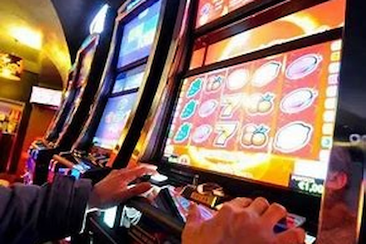Incaricato dello scassettamento delle slot machine aveva sottratto 700mila euro alla società concessionaria per cui operava