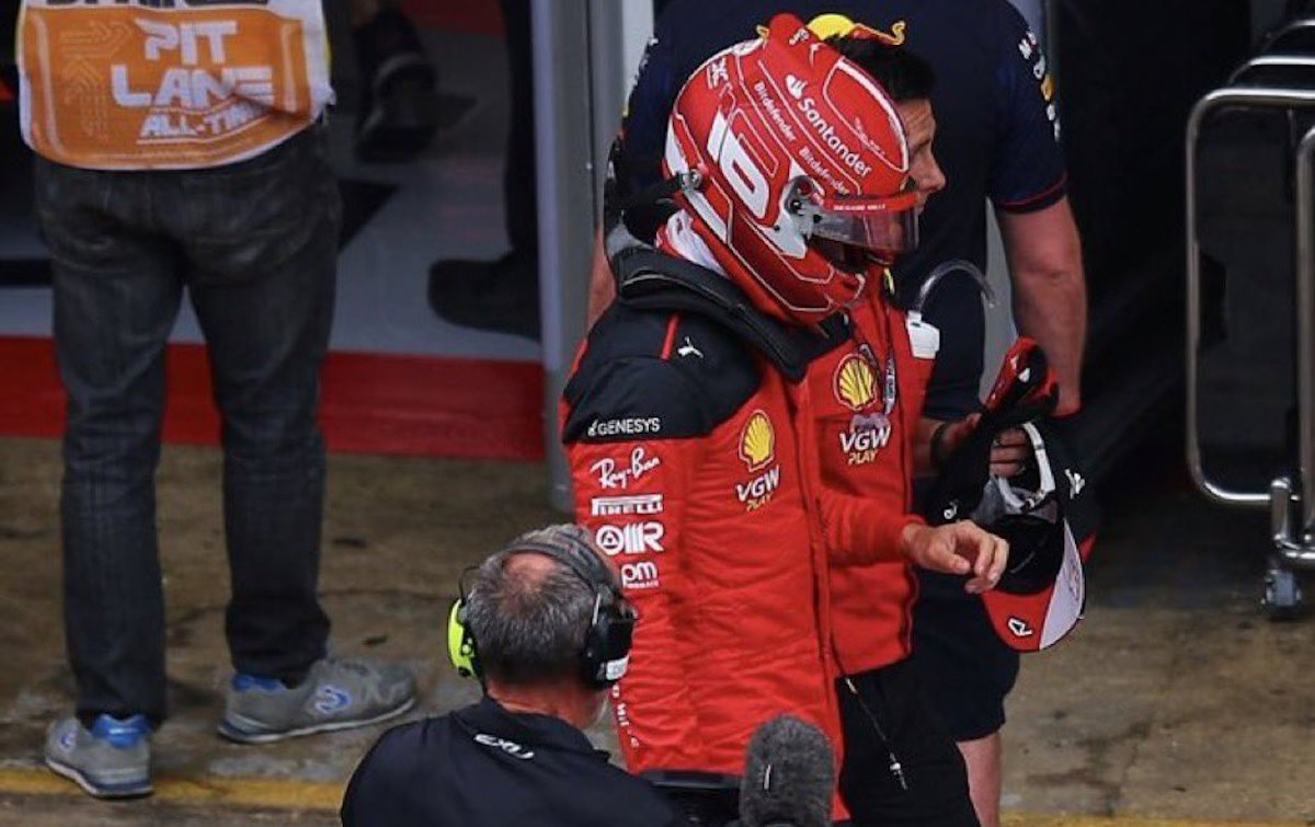 Formula 1, in Spagna Verstappen conquista la pole e Leclerc partirà penultimo