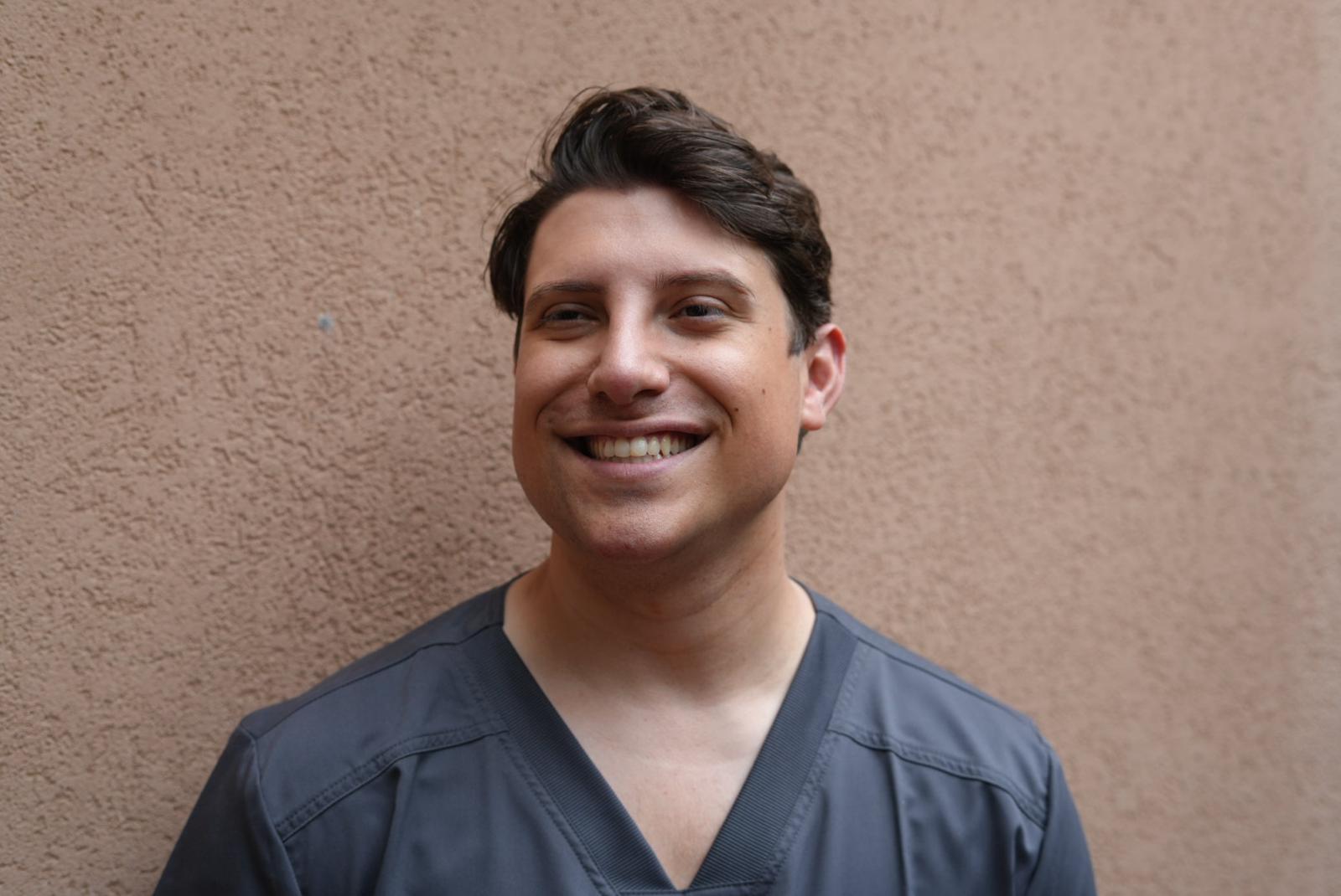 Antonio Franco parla di medicina ed estate: i consigli del chirurgo dei vip