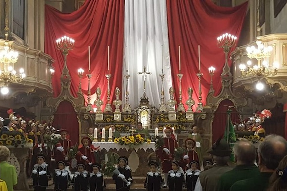 Per la prima volta dopo secoli, le comunità parrocchiali di Niardo e Braone dovranno festeggiare il Natale senza un proprio parroco. Si offrono i preti sposati