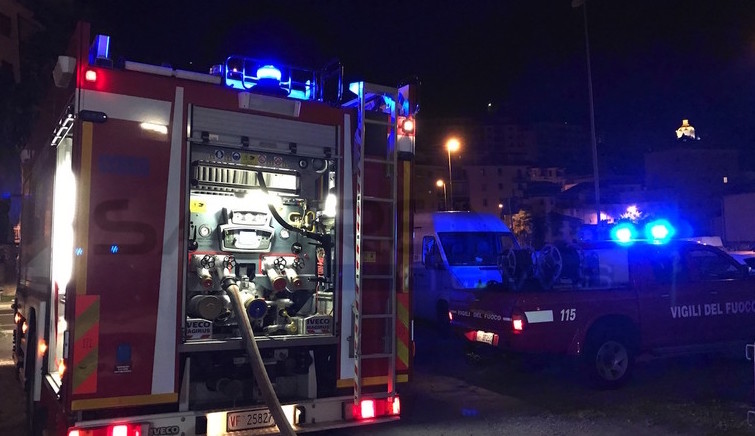 Palermo: incendio in casa, muore una donna di 86 anni.