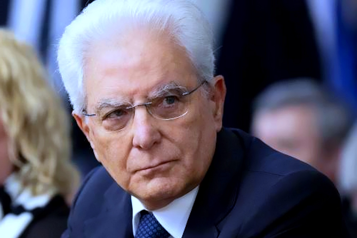 Mattarella prigioniero del Quirinale o della sua stessa ipocrisia?