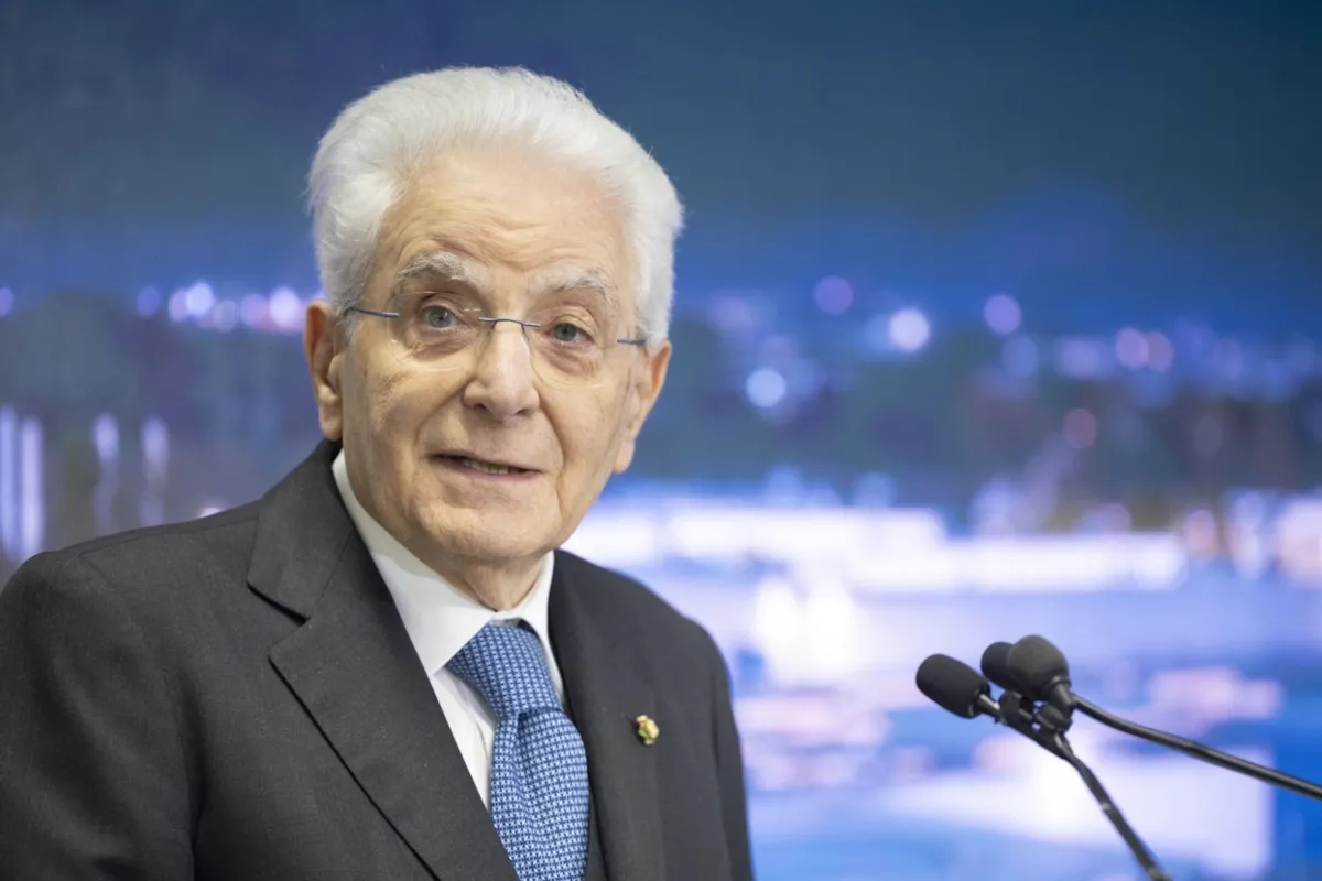 Toh! Mattarella asfalta (indirettamente) Meloni su: morti sul lavoro, salari da fame e trattamento dei migranti