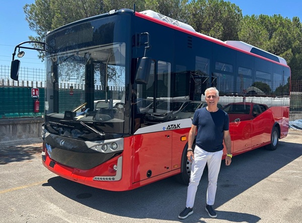 Milazzo (ME) - Consegnato al Comune un bus elettrico da 52 posti