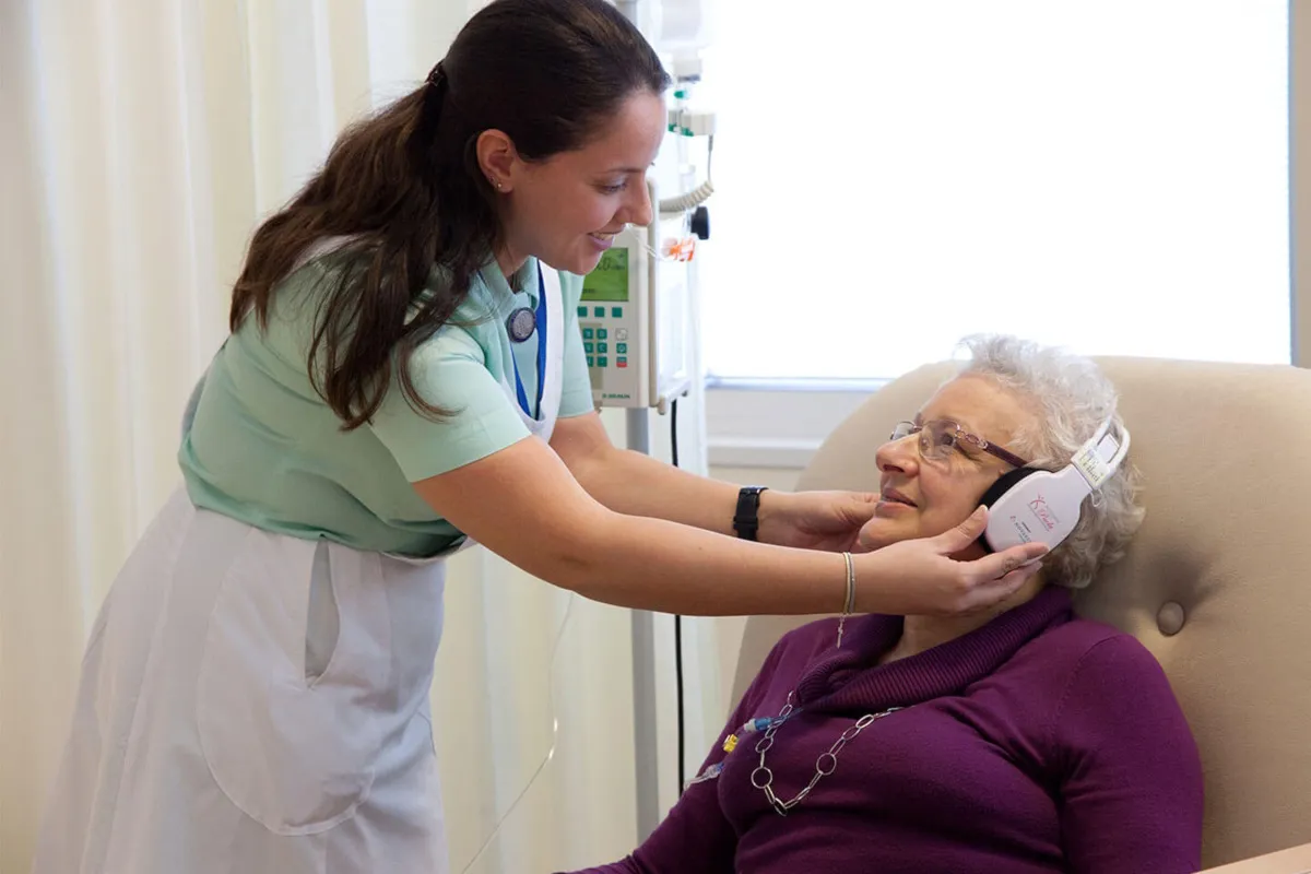 Melodic: la musicoterapia clinica che cambia il volto della cura per la demenza