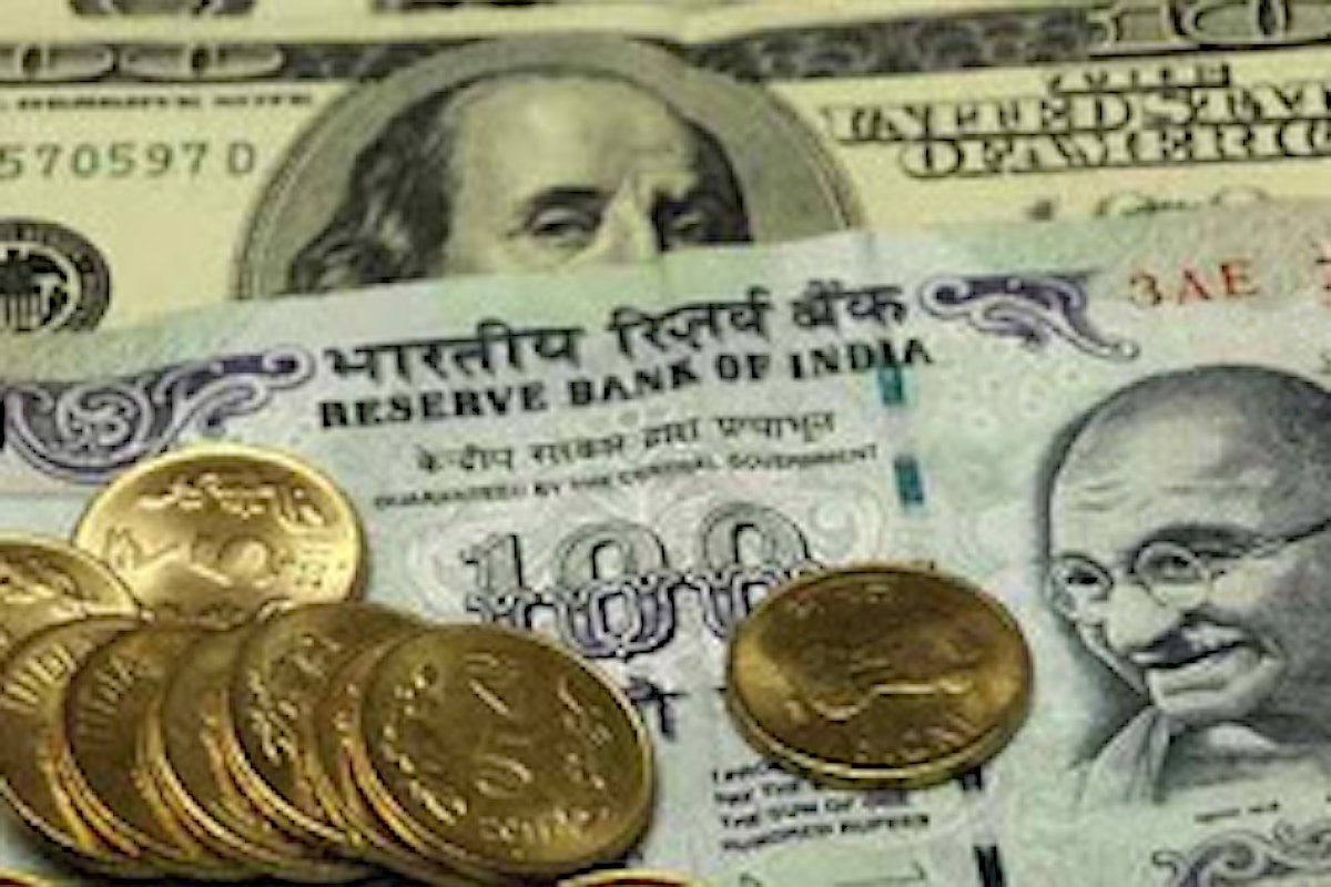 Forex: capitali esteri in fuga dall'India, la Rupia perde quota