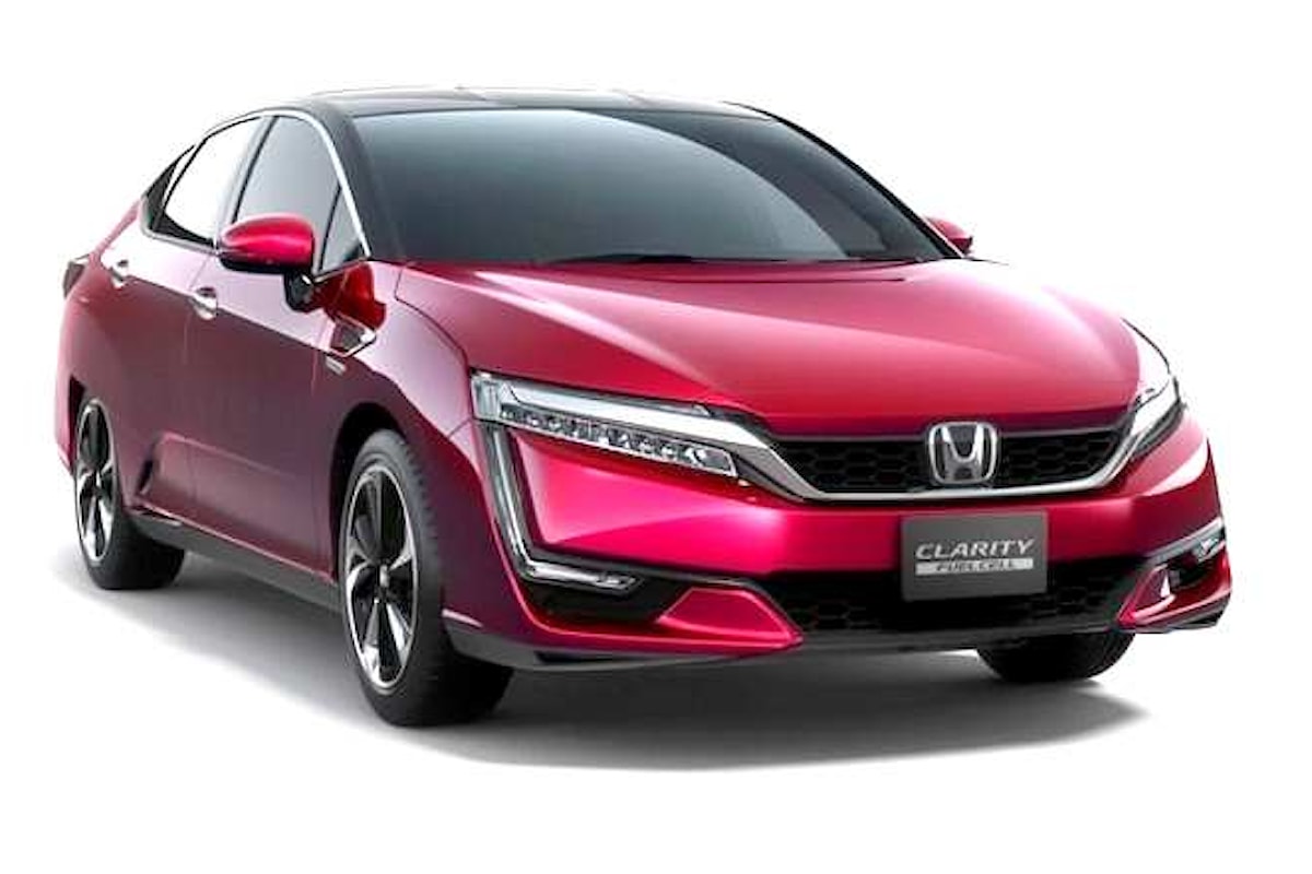 La vettura ad idrogeno Honda Clarity Fuel Cell può percorrere quasi 600 km con un pieno